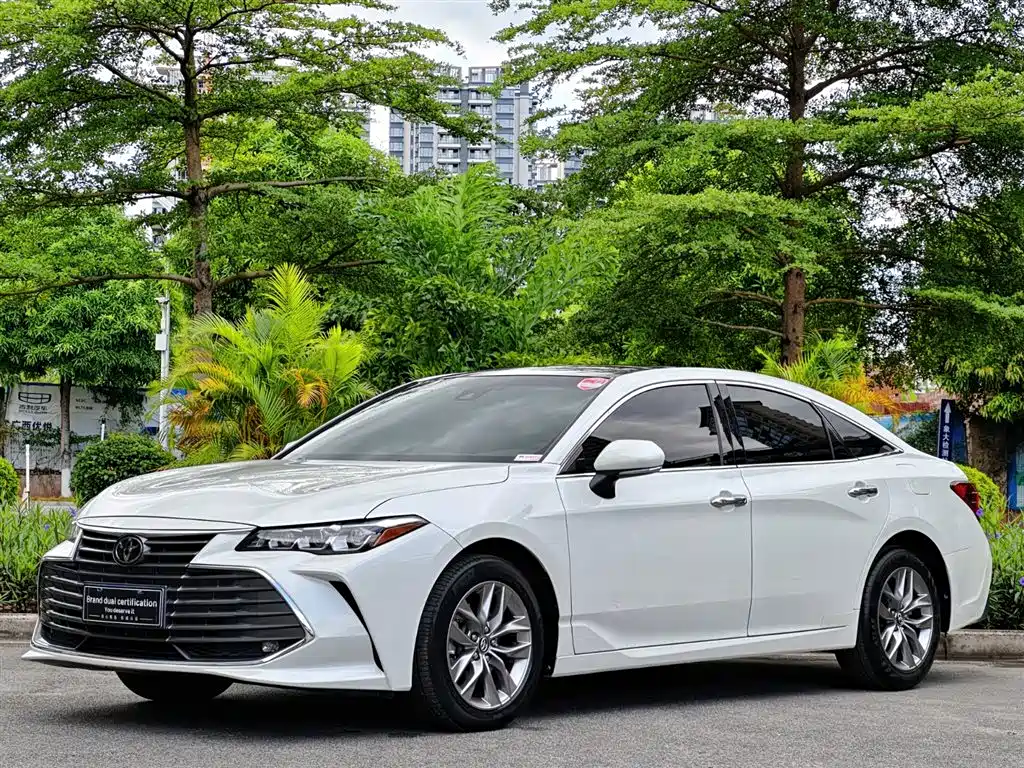 Toyota Avalon 2019 2.0L Luxury Edition (China VI) фото 2