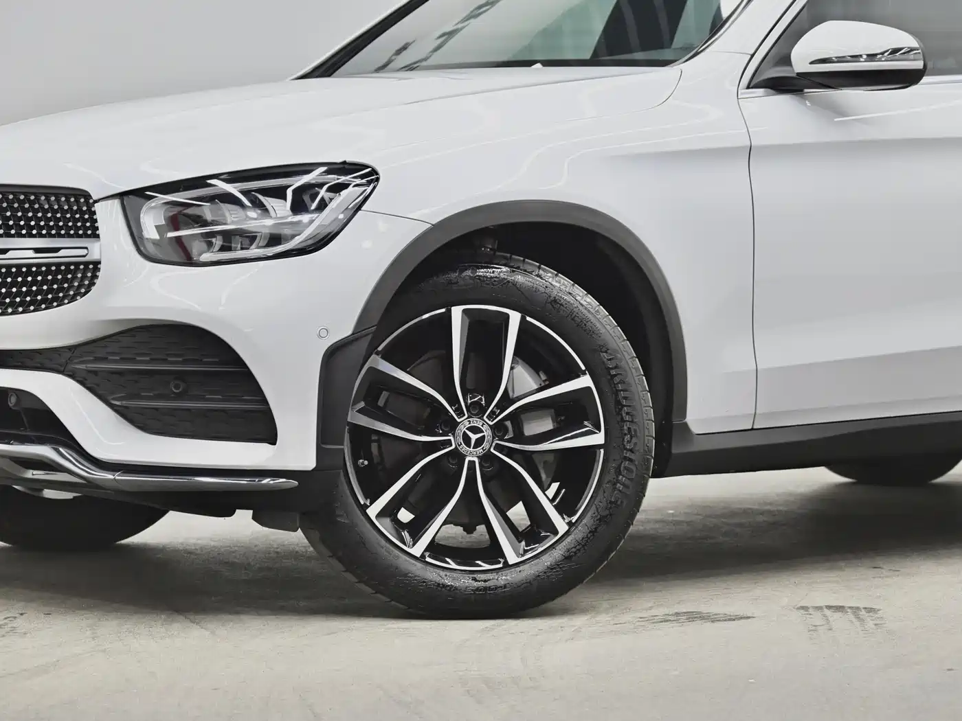 Mercedes-Benz GLC 2022 Facelift II GLC 260 L 4MATIC Luxury фото 26