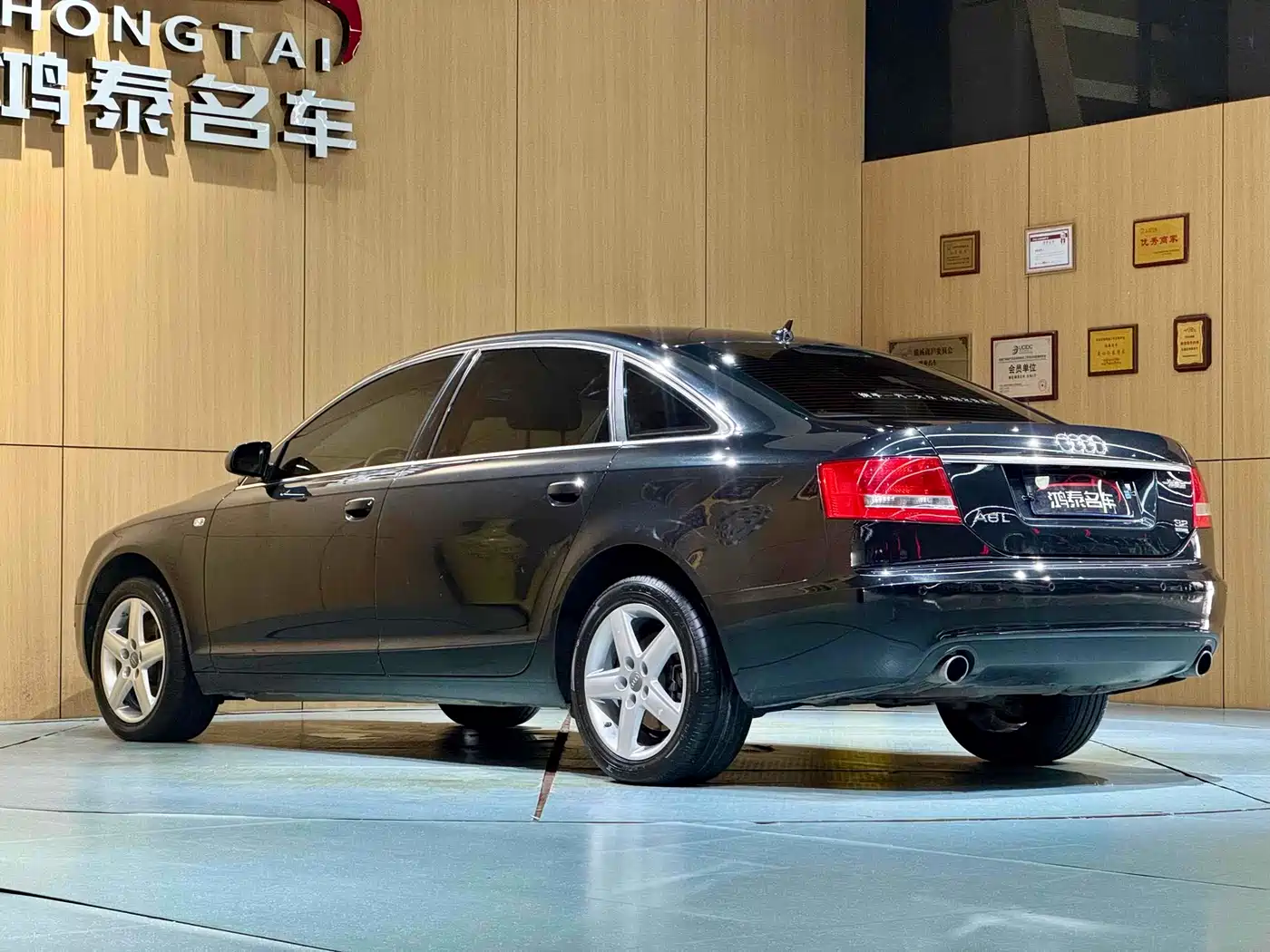 Audi A6L 2008 3.2 FSI quattro Luxury фото 17