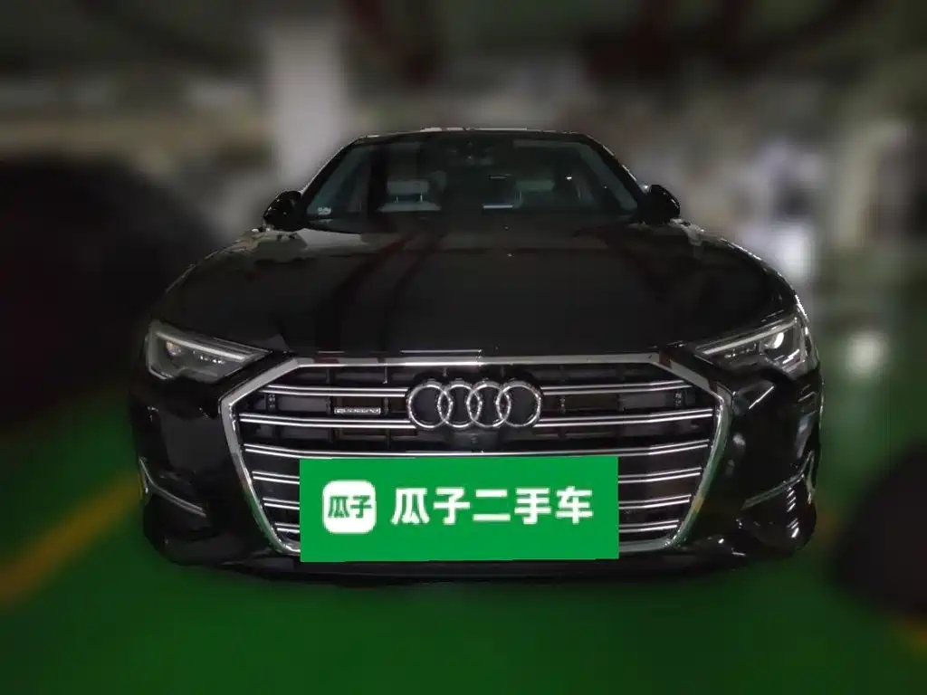 Фото 2 - Audi A6L