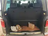 Фото 4 - Volkswagen Multivan