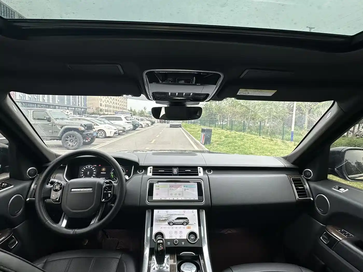 Land Rover Range Rover Sport PHEV 2018 Model P400e фото 6