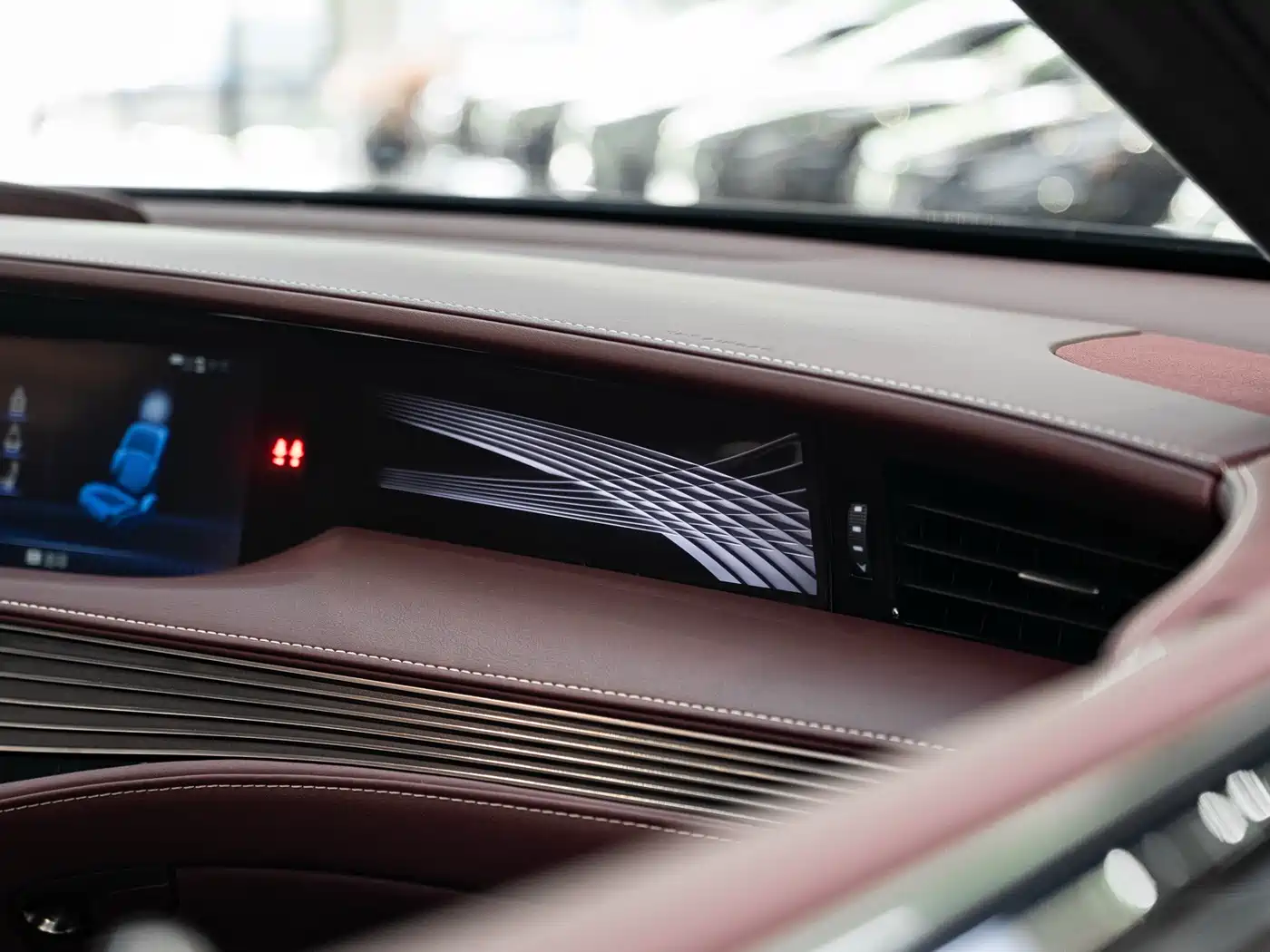 Lexus LS 2020 500h Executive (China VI) фото 20
