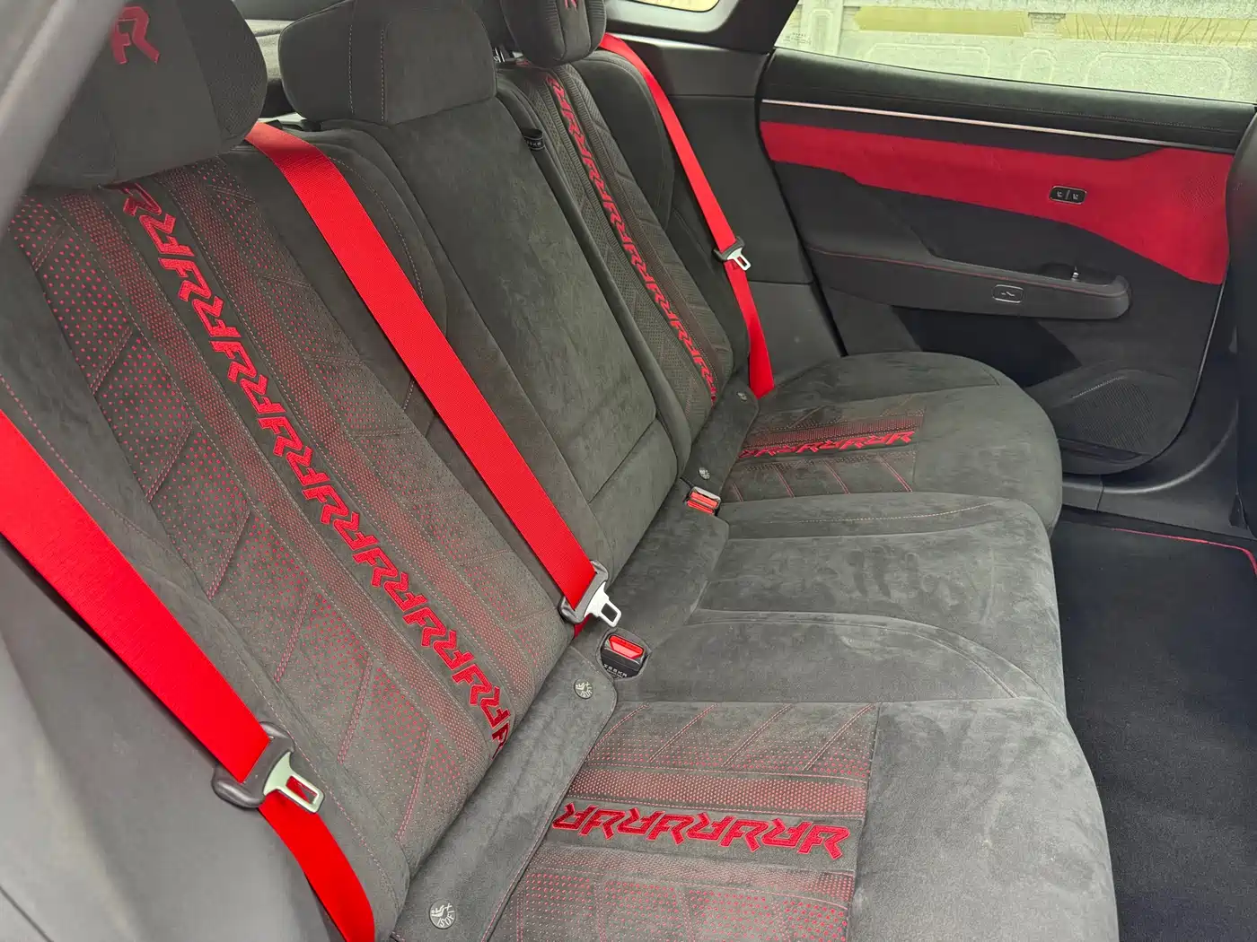 ZEEKR EXTREME KRYPTON 001 FR