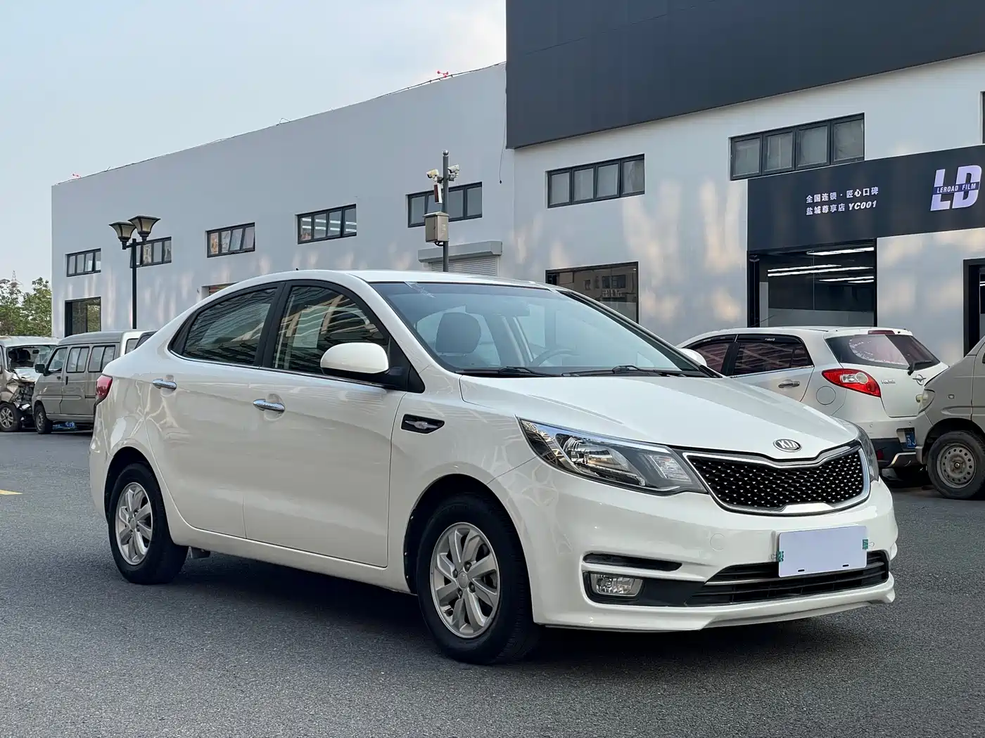 Kia K2 2015 Sedan 1.4L MT GLS фото 3