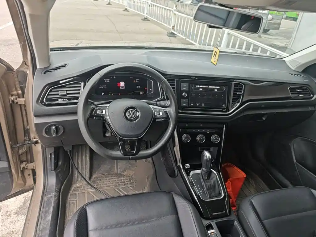 Volkswagen T-Roc, миниатюра 11