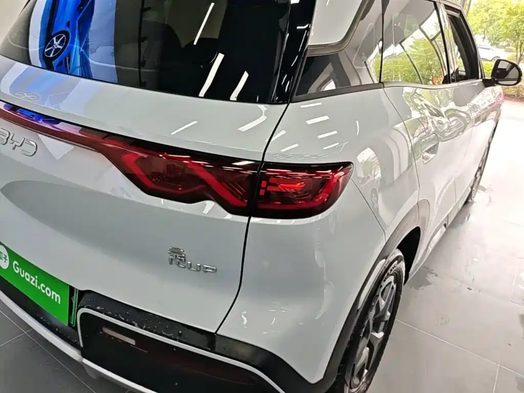 BYD Yuan UP 2026 2025 Model 301KM Navigator