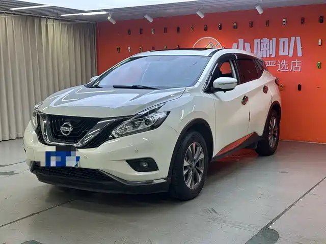 NISSAN LOULAN