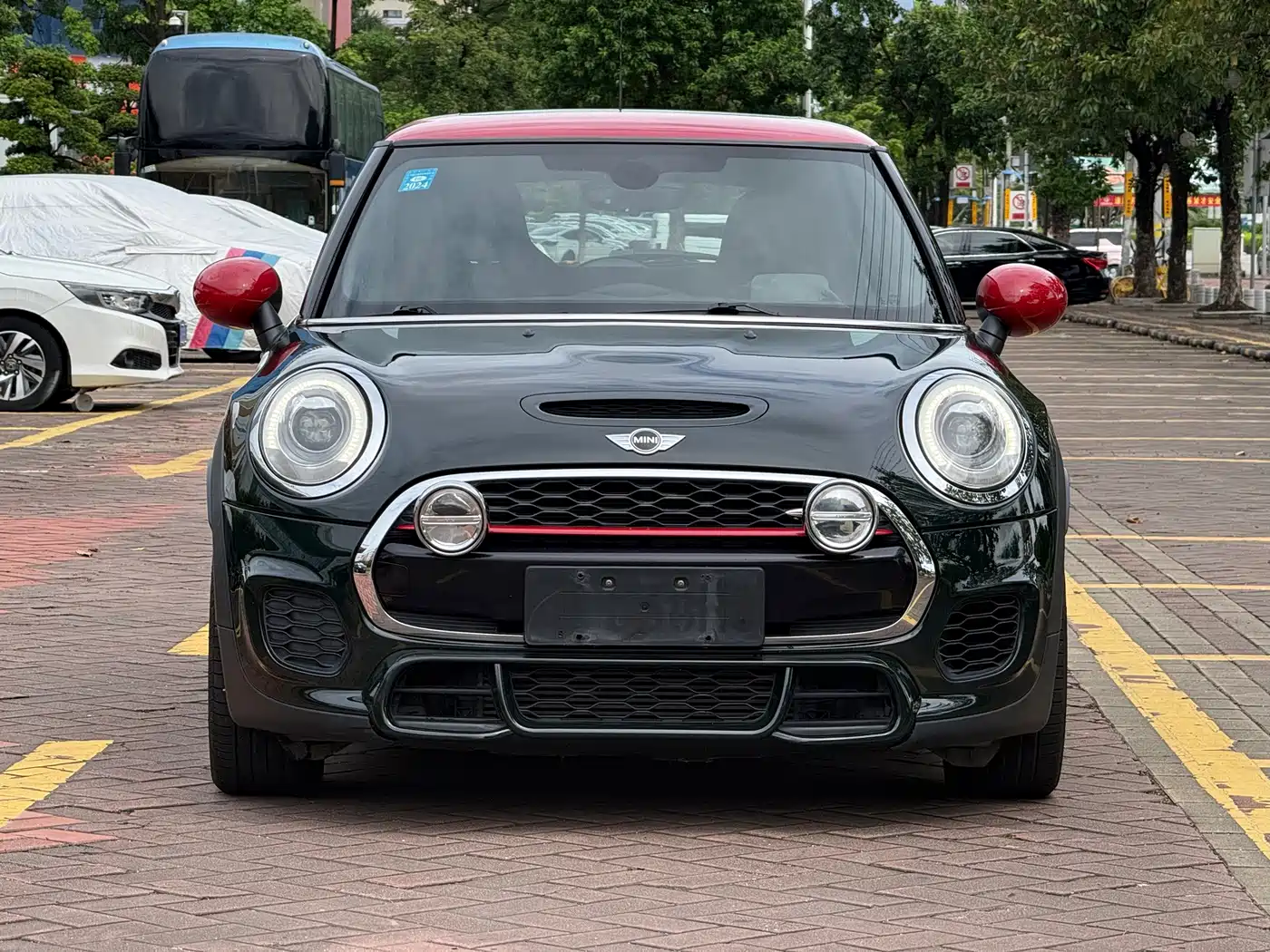 Фото 2 - MINI JCW