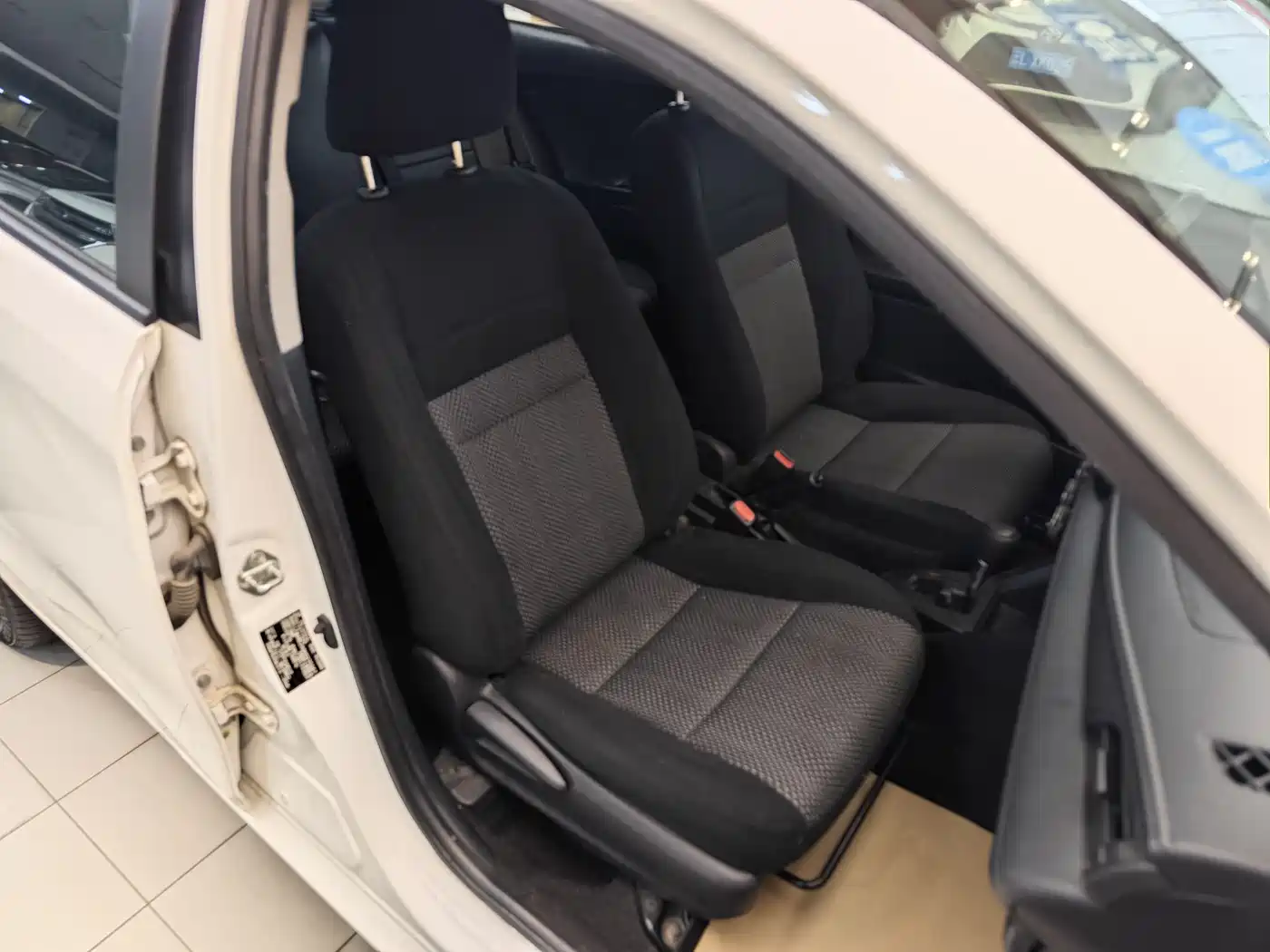 Toyota Vios 2017 1.5L CVT Pioneer фото 31