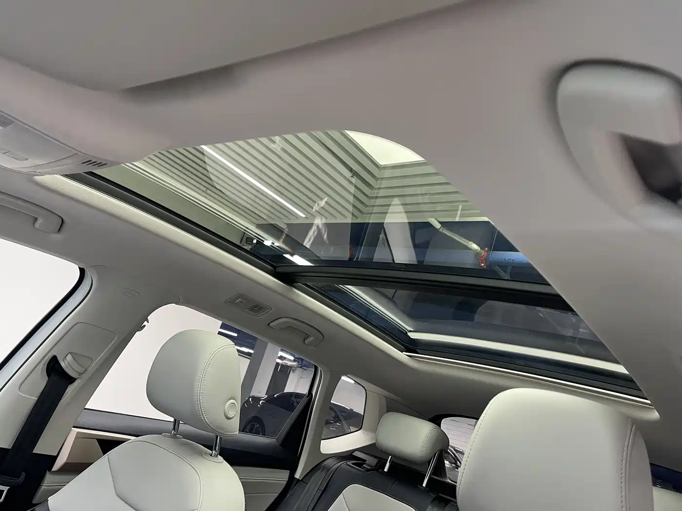 Volkswagen Tharu 2023 300TSI 2WD Full Moon Edition фото 13