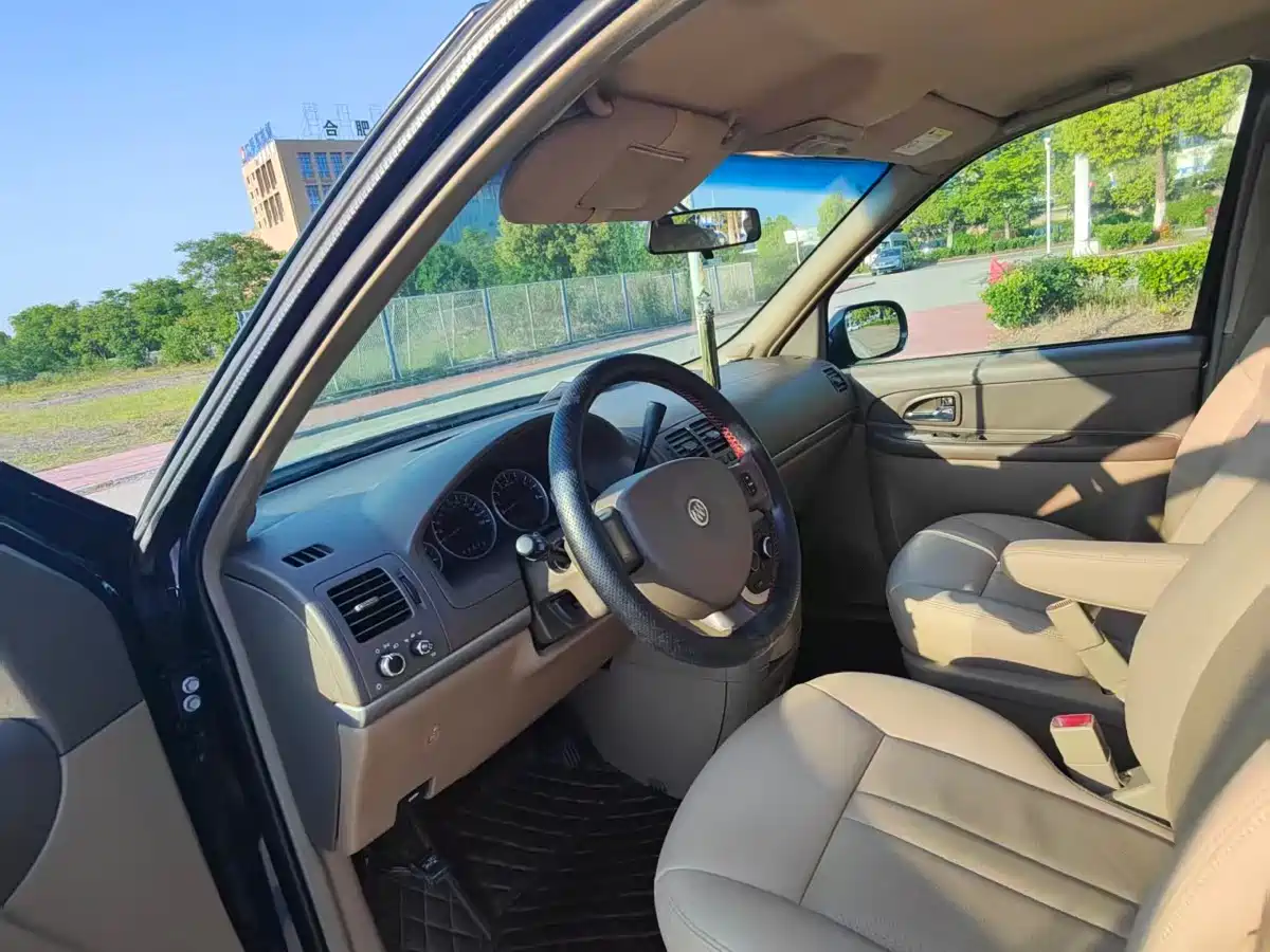 Buick GL8 2014 2.4L Classic Edition фото 12