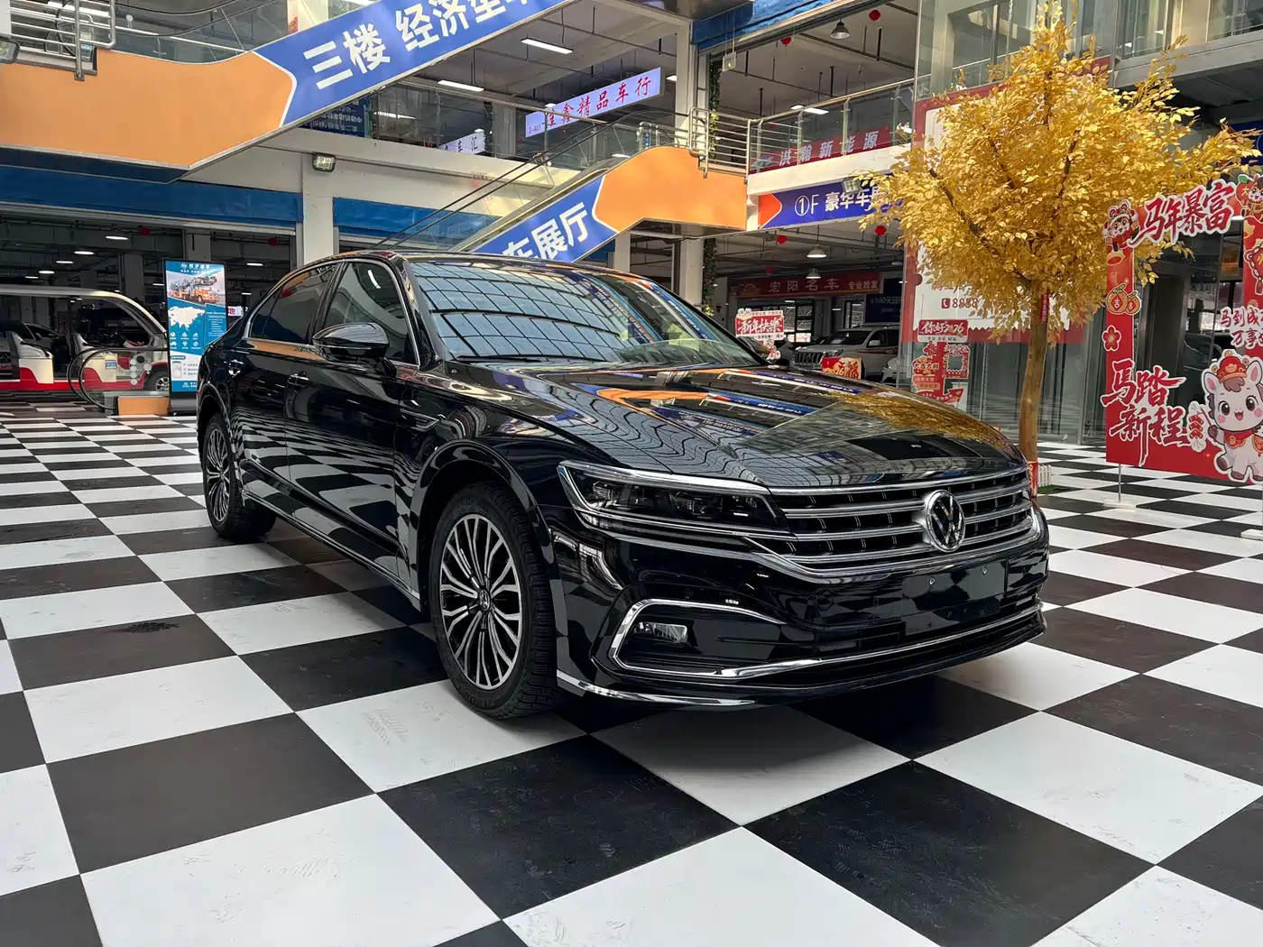 Volkswagen Phideon 2021 380TSI Luxury Edition фото 3