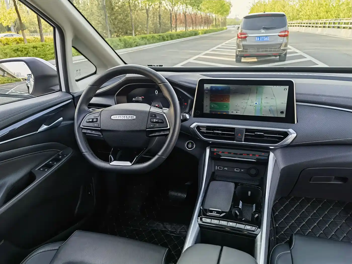SAIC Maxus Maxus G50 2023 PLUS 1.5T Automatic Escort Edition фото 10