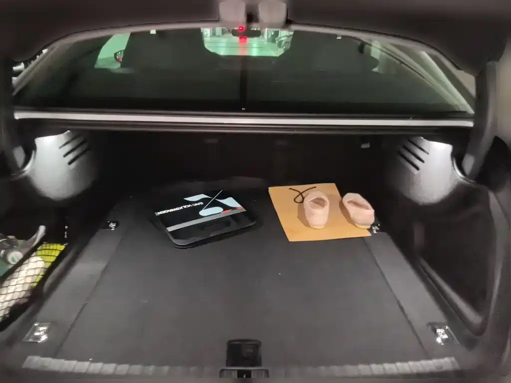 Photo 20 - Audi A7L