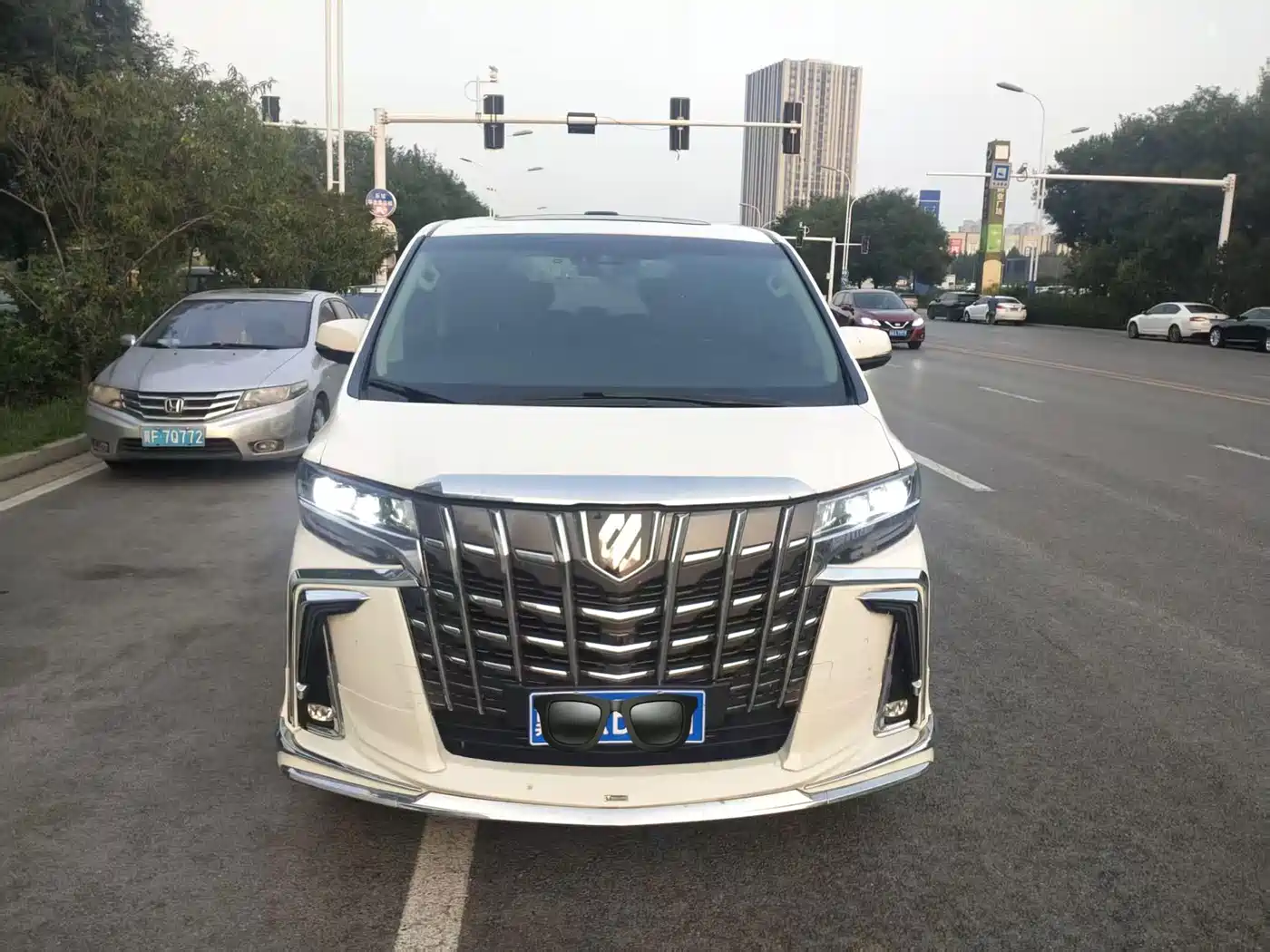 Toyota Vellfire 2023 2023 Crown Hybrid 2.5L HV Luxury