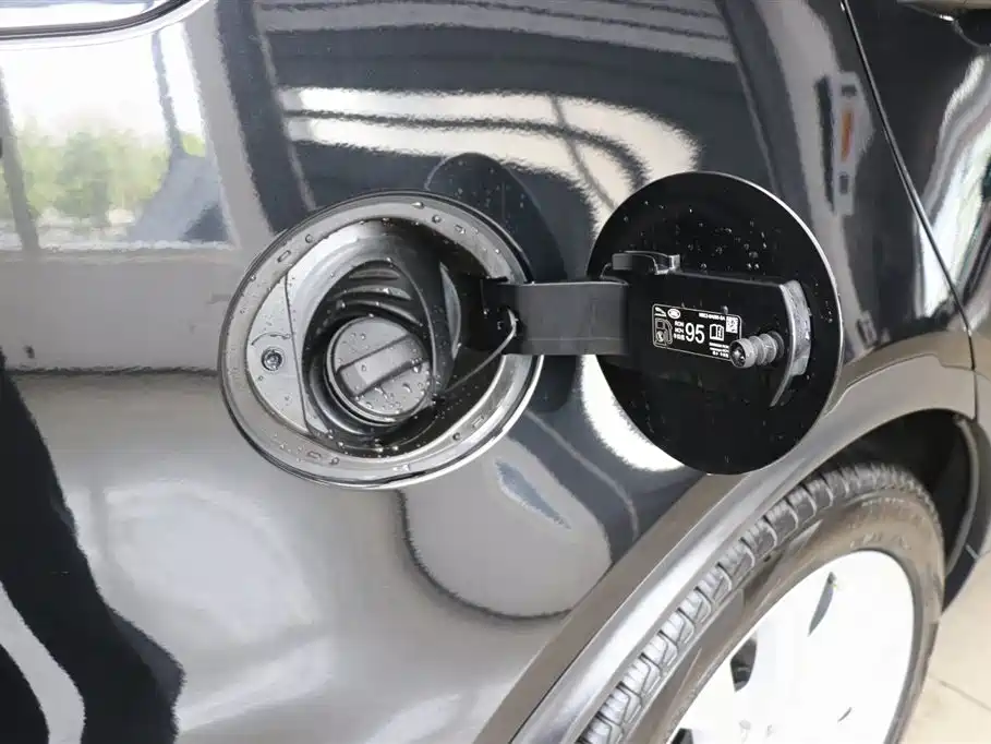 Land Rover Discovery 2024 Model 360PS S фото 30