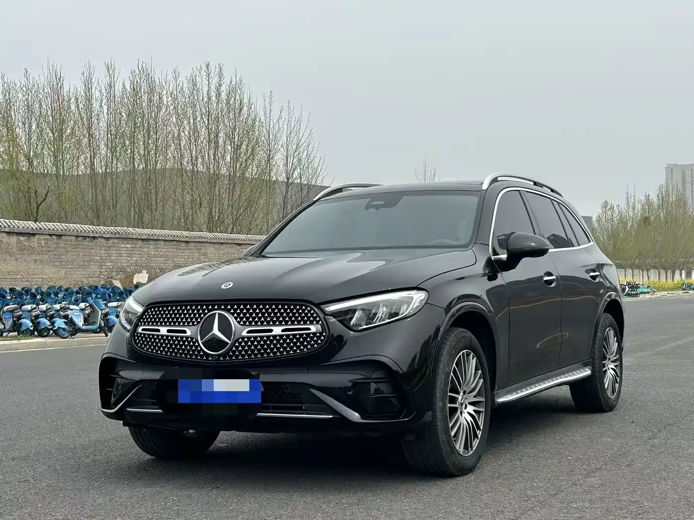 MERCEDES-BENZ GLC