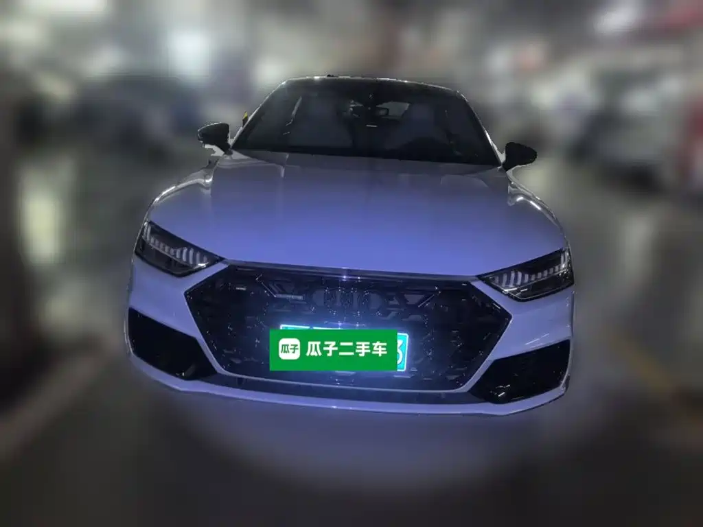 Photo 2 - Audi A7L