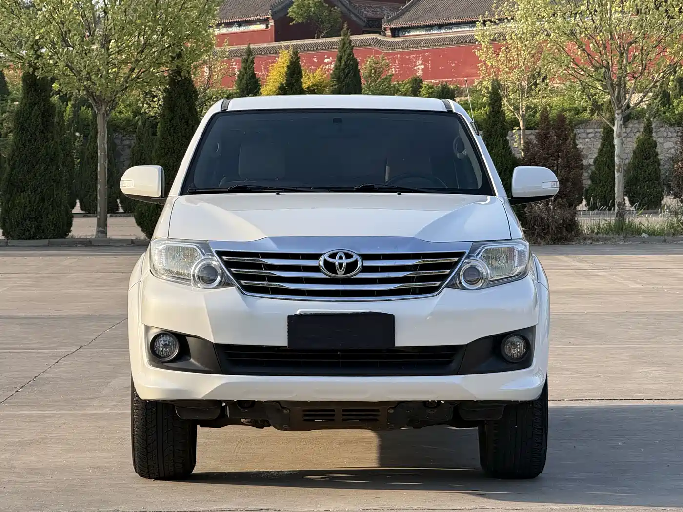 Toyota Fortuner 2016 2.7L Middle East Edition фото 2