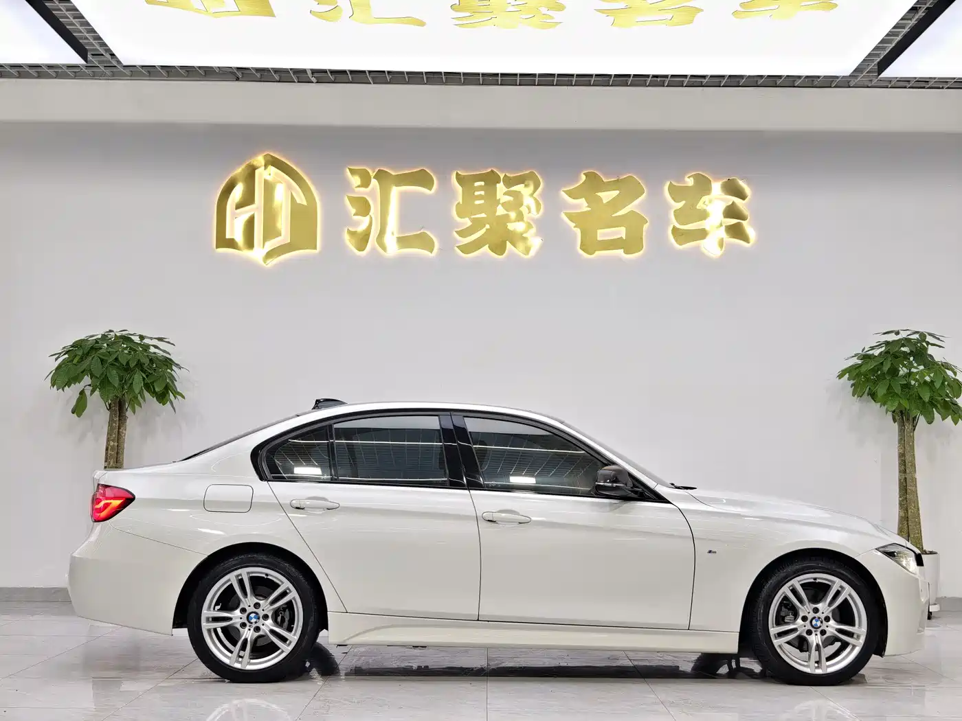 BMW 3 Series 2018 320i M Sport Package фото 5