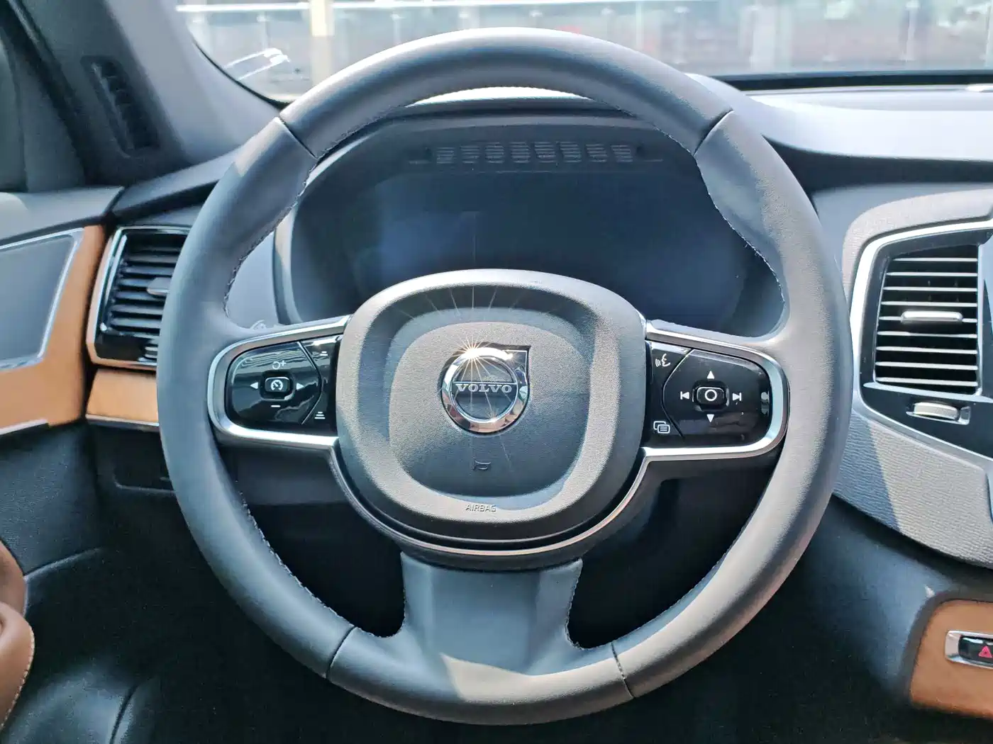 Volvo XC90 2024 2024 B6 Elegance Luxury 7-Seater