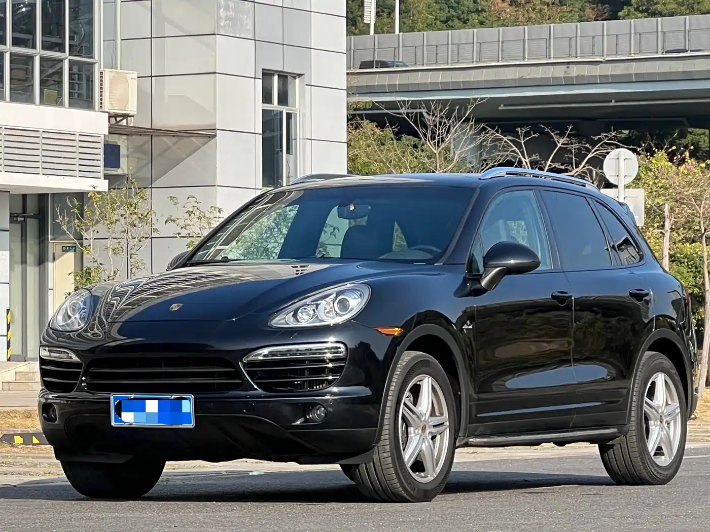 Porsche Cayenne фото 20
