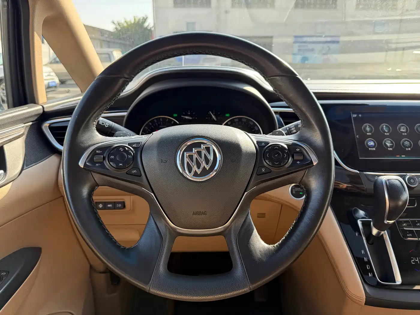 Buick GL8 2018 ES 28T Flagship Type China VI фото 8