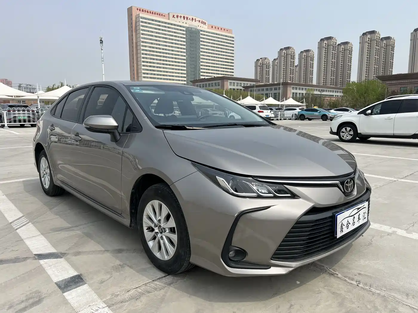 Toyota Corolla 2019 1.2T S-CVT GL Pioneer Edition фото 3