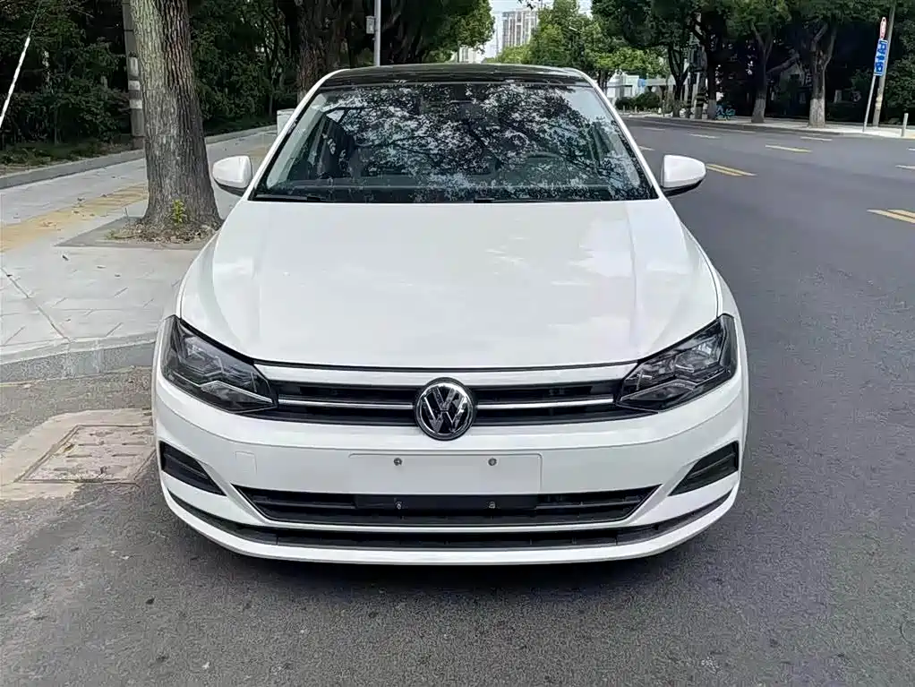 Volkswagen Polo 2019 Plus 1.5L Automatic Colorful Tech Edition