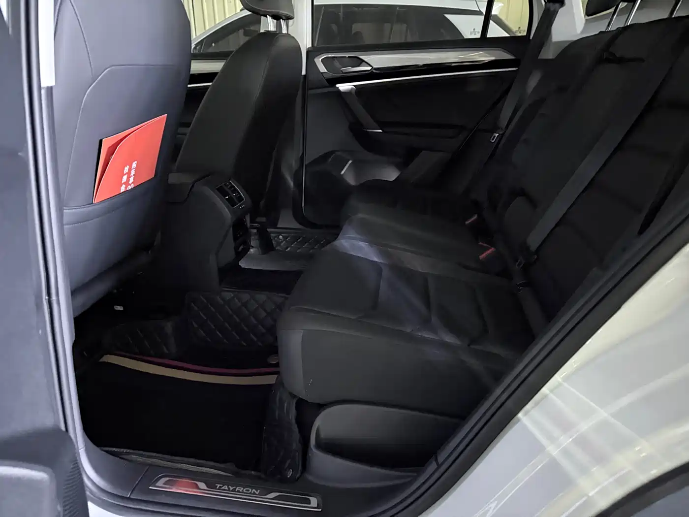 Volkswagen Tayron 2022 330TSI 2WD Luxury Smart Connect Plus фото 10