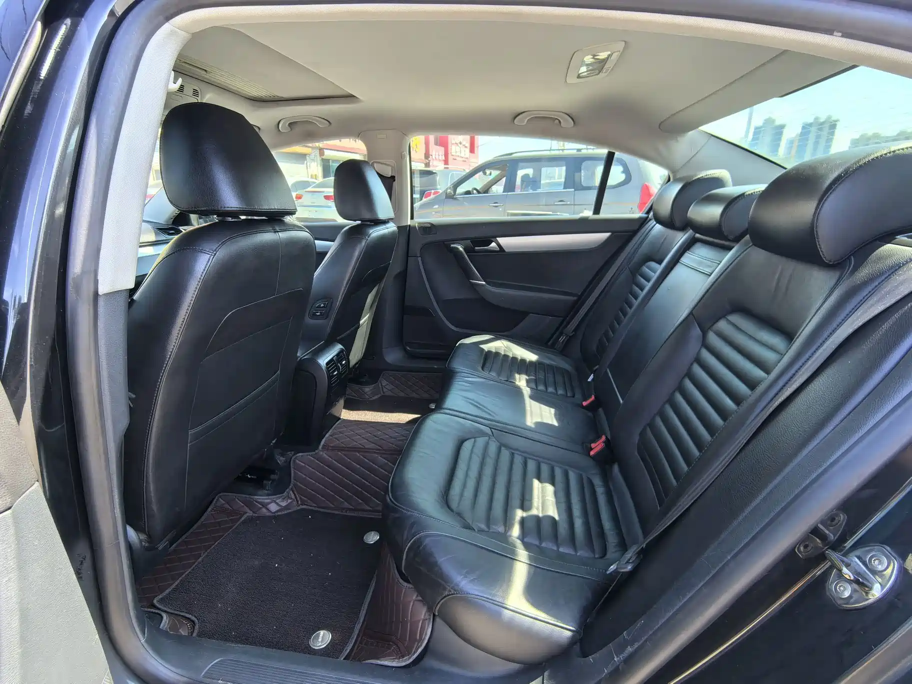 صورة 12 - Volkswagen Magotan