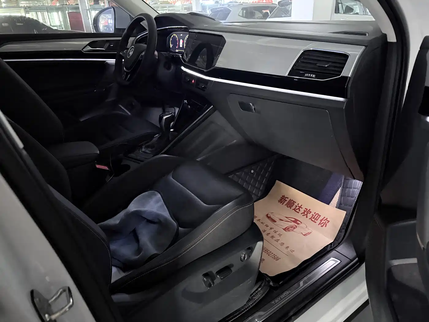 Volkswagen Tayron 2022 330TSI 2WD Luxury Smart Connect Plus фото 20