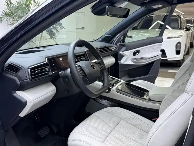 NIO ES8 2020 415KM Signature Edition 7-Seater — фото 4
