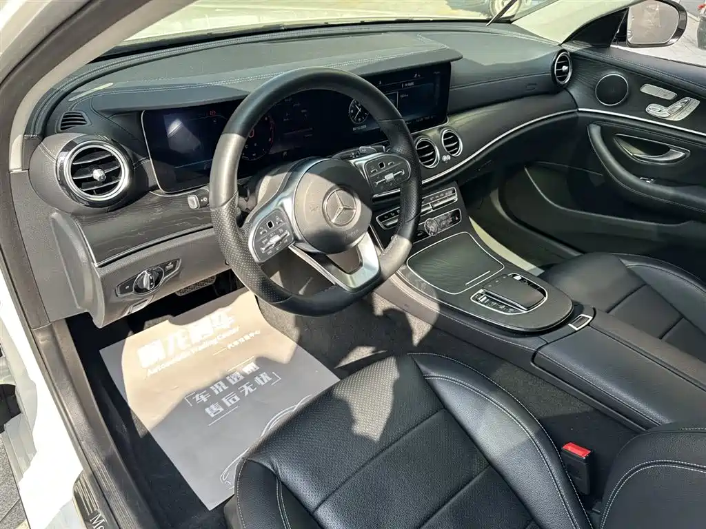 Mercedes-Benz E-Class 2019 E 300 L Sport Fashion фото 14