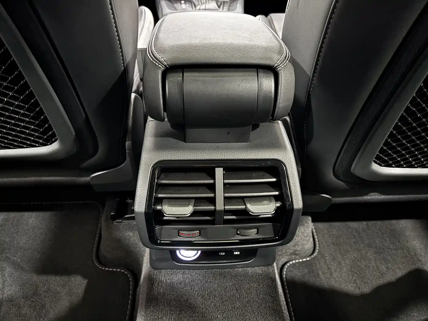 Audi Q3 2024 40 TFSI Fashion Sport фото 21