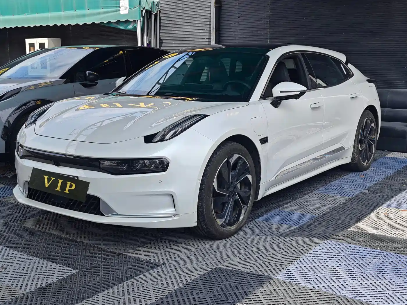 ZEEKR EXTREME KRYPTON 001