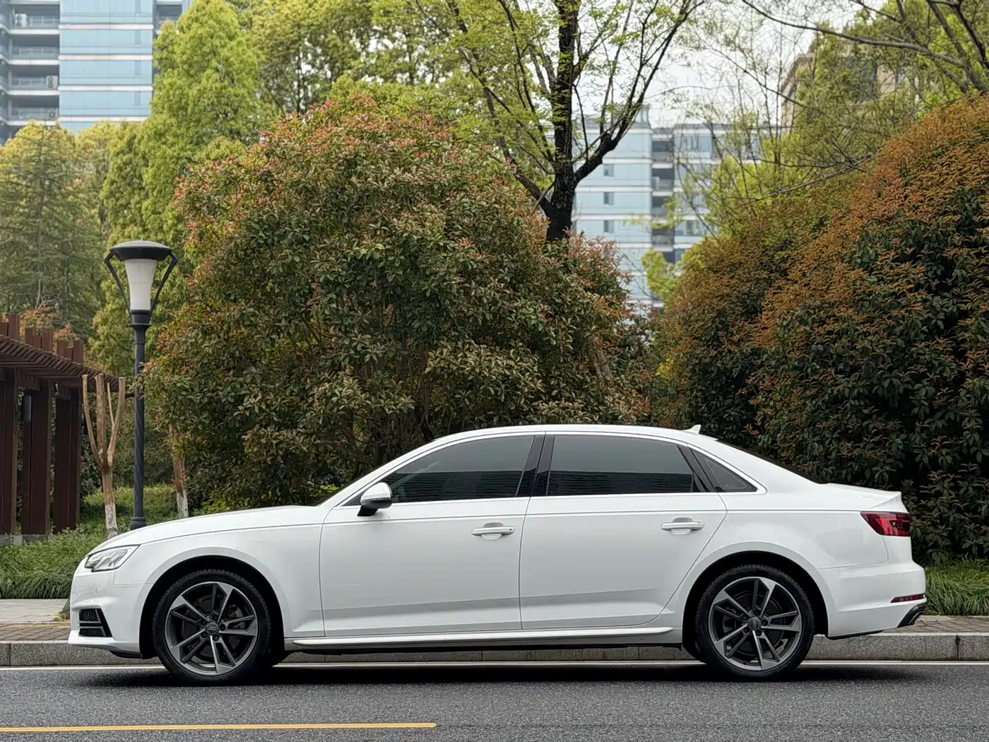 Audi A4L 2019 40 TFSI Progressive (China VI) фото 5