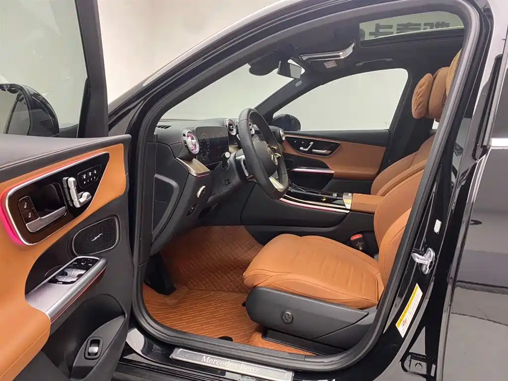 Mercedes-Benz GLC 2024 Facelift GLC 300 L 4MATIC Sport 5-seater фото 17