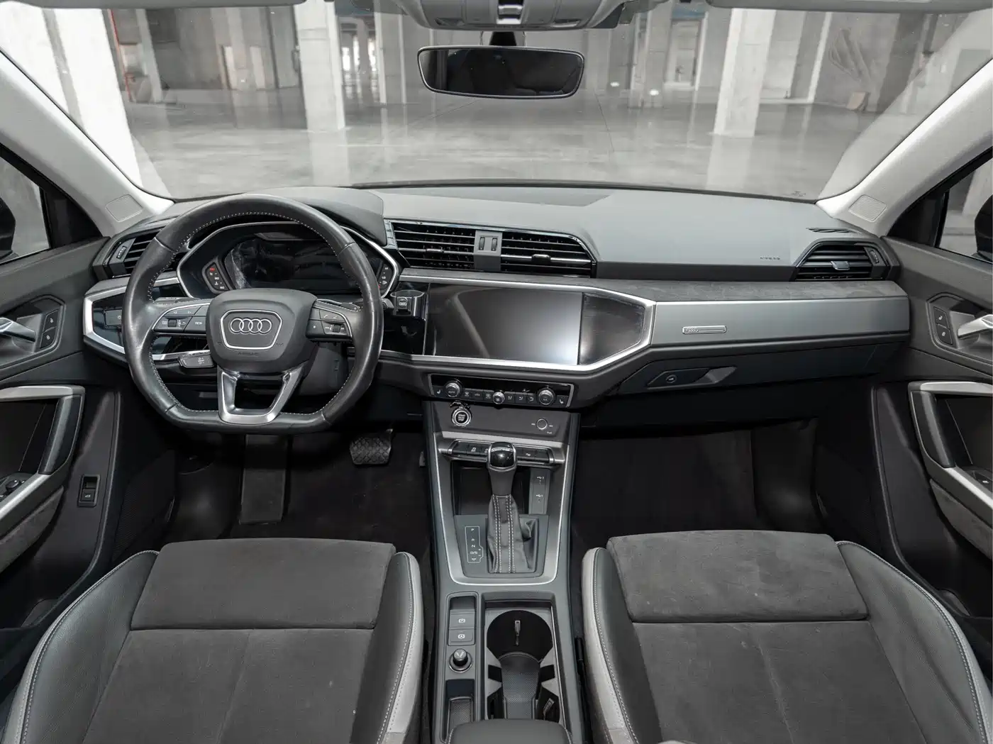 Audi Q3 2022 35 TFSI Fashion Dynamic фото 12