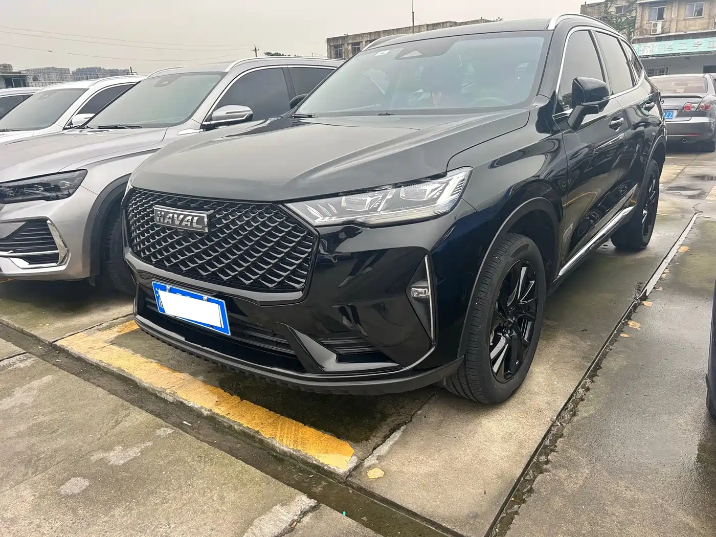 Photo 1 - Haval H6