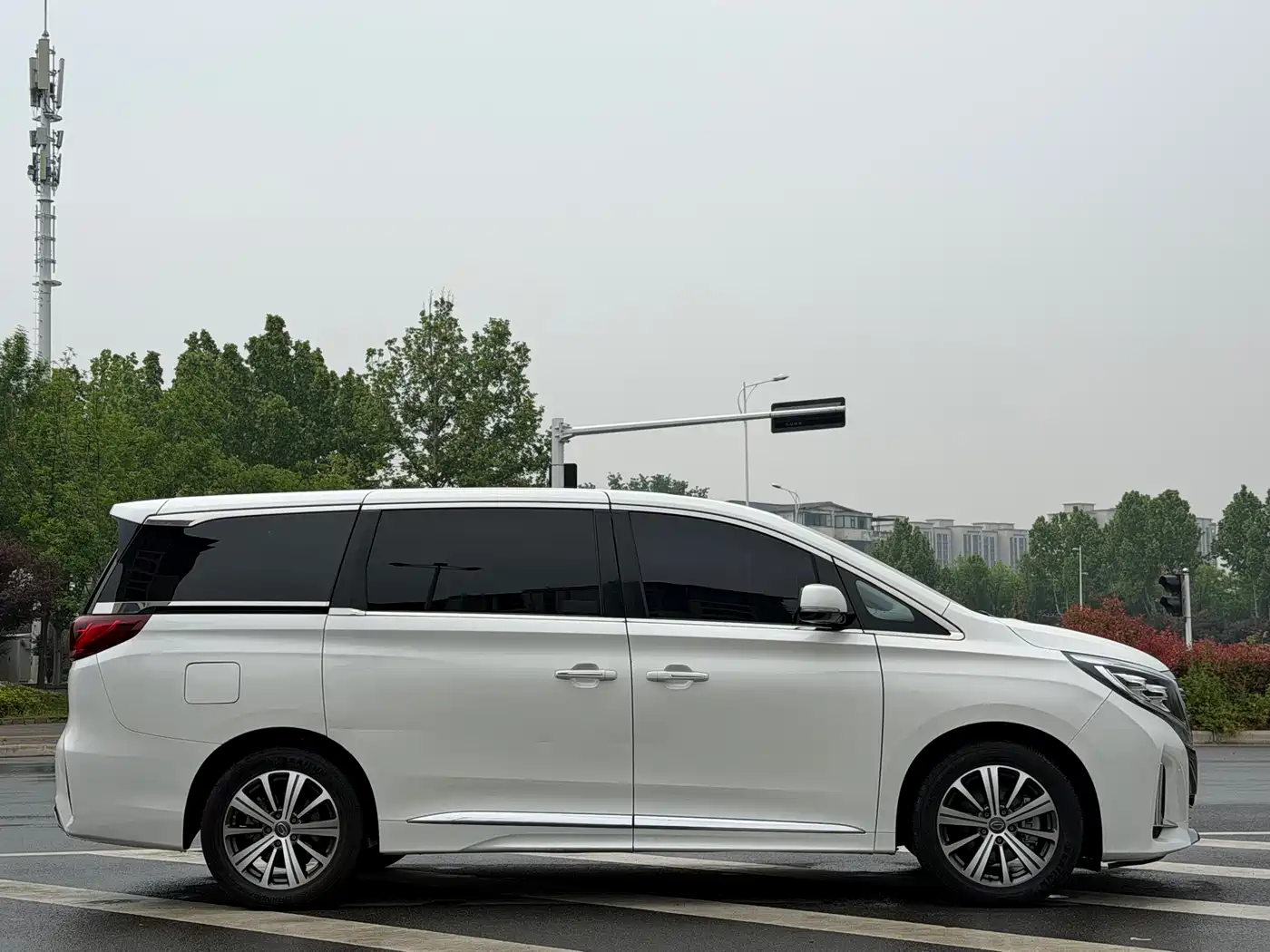 GAC Trumpchi Trumpchi M8 2020 Pilot 390T Prestige Edition фото 10