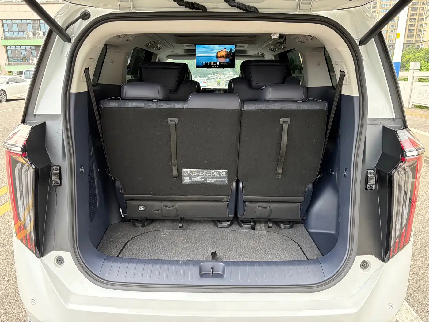 Photo 11 - GAC Trumpchi Trumpchi Xiangwang M8