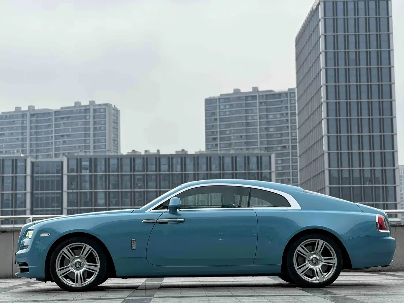 Rolls-Royce Wraith 2019 2018 6.6T Standard