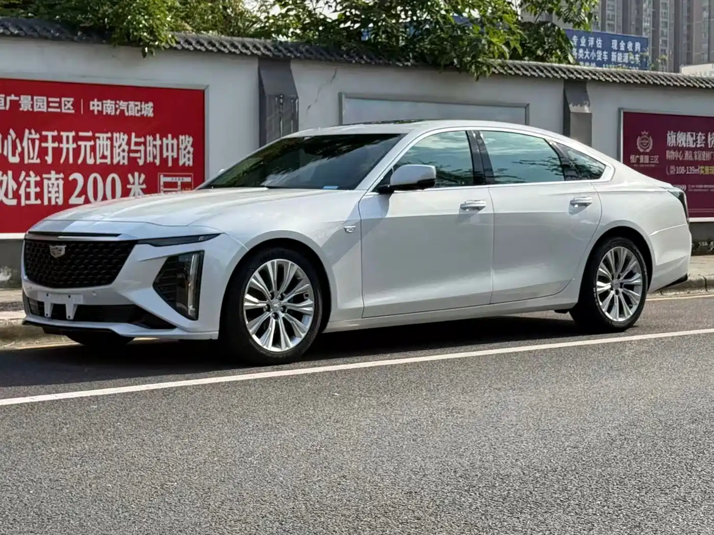 CADILLAC CT6
