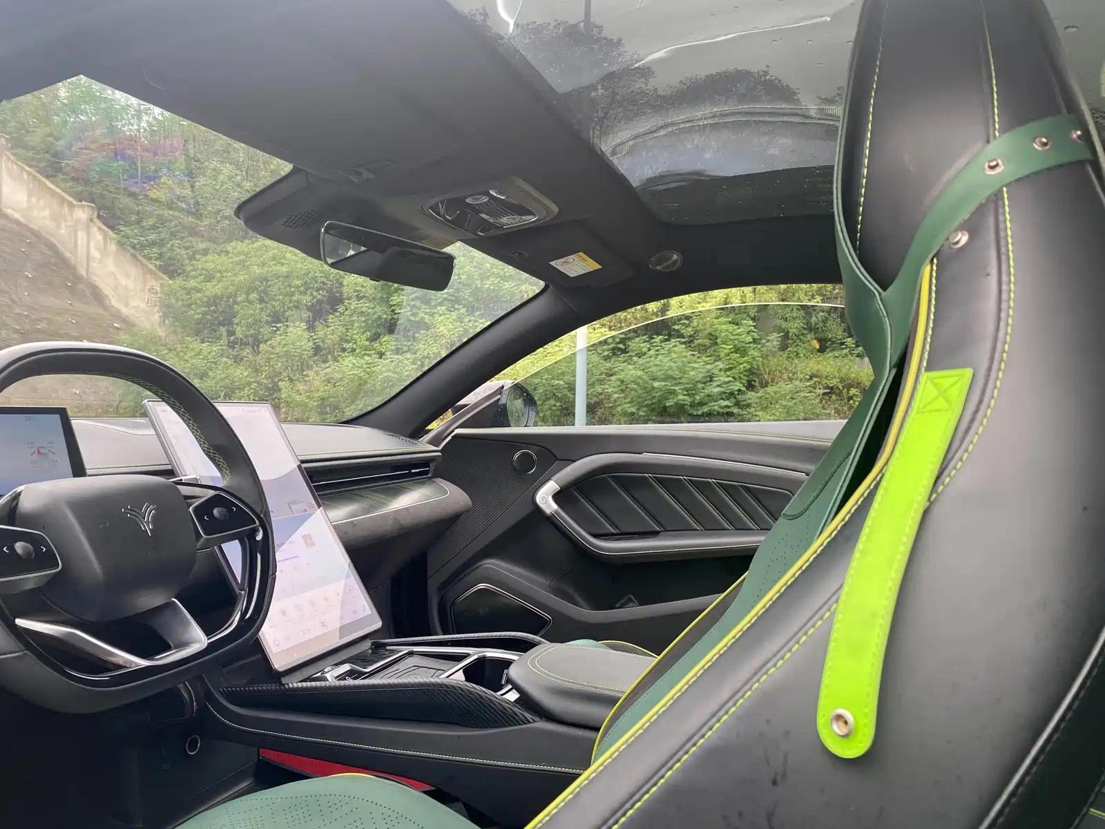 Photo 5 - Nezha Auto Nezha GT