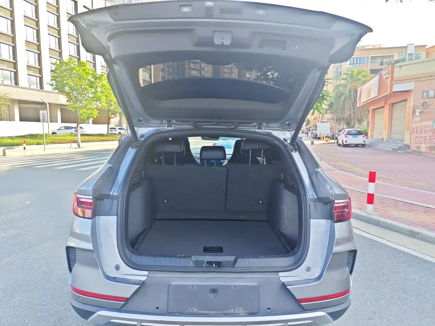 BYD Song PLUS PHEV 2021 EV Flagship фото 10