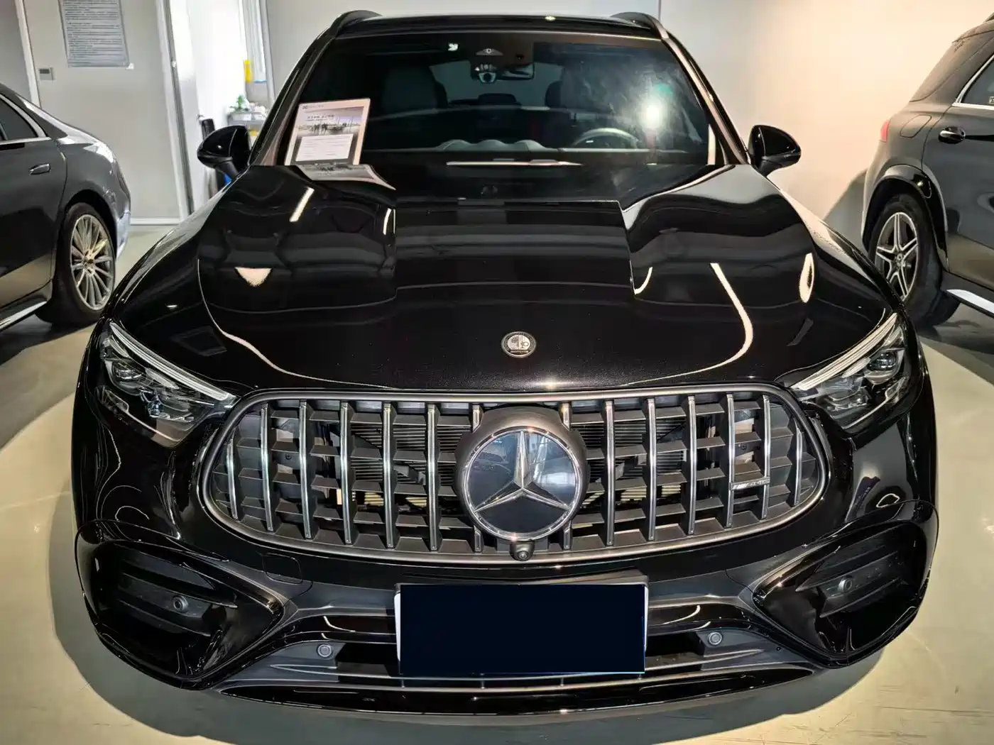 MERCEDES-BENZ GLC AMG