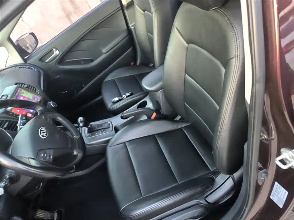 Kia K3 2013 1.6L Automatic GLS фото 15