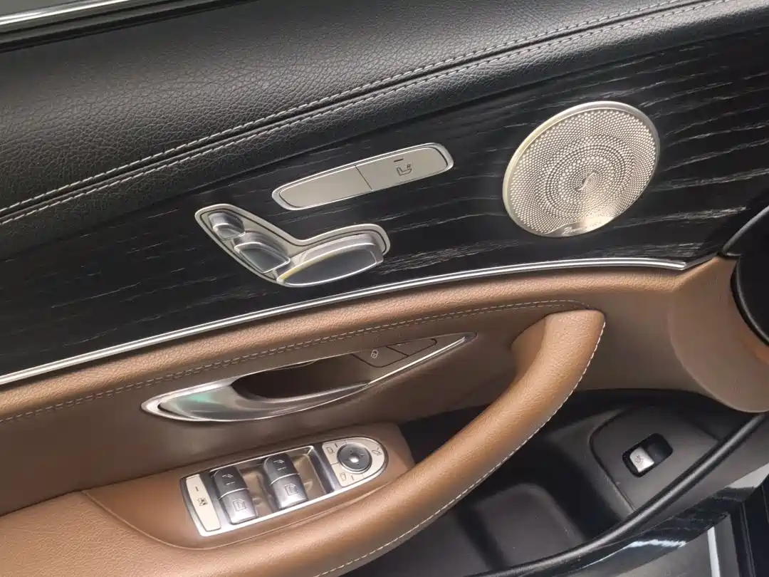Mercedes-Benz E-Class 2020 Model E 260 L Sport фото 13
